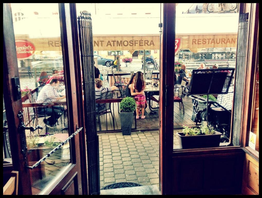 Pension & Restaurant Atmosfera Loket Exterior foto